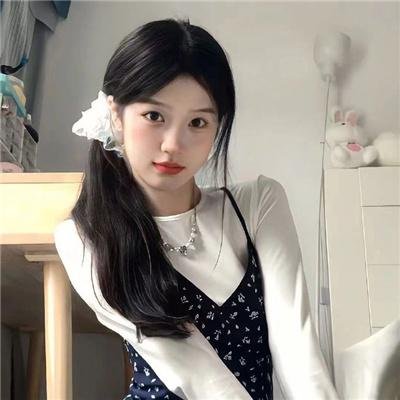 彩象岛的女孩儿